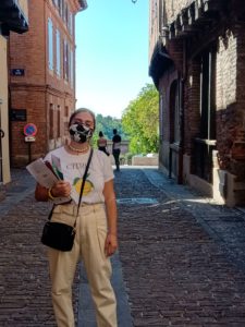 Andréa jeune volontaire espagnole au lycée Fonlabour à Albi